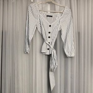 Abercrombie & Fitch blue and white striped top